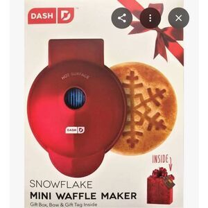 NEW IN BOX DASH MINI SNOWFLAKE WAFFLE MAKER
